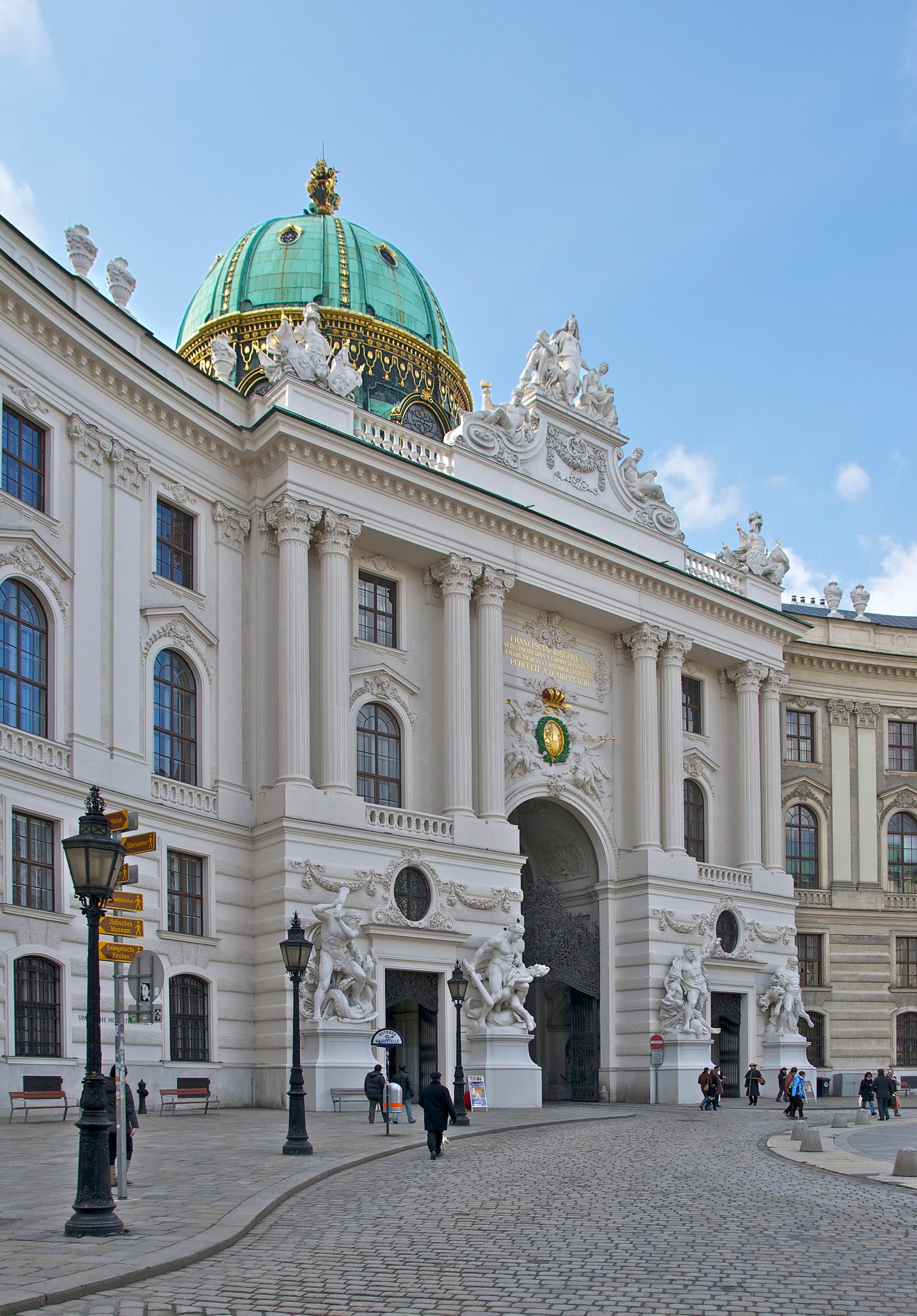 Hofburg Sarayı