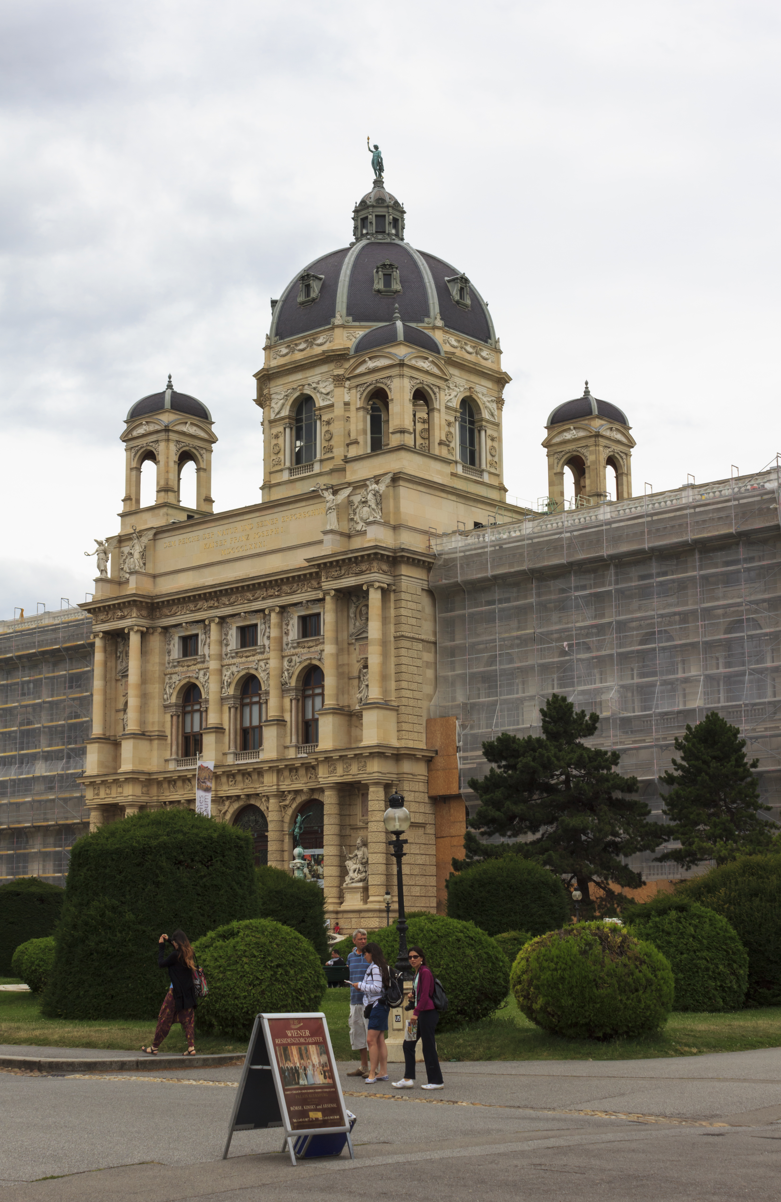 Maria-Theresien-Platz