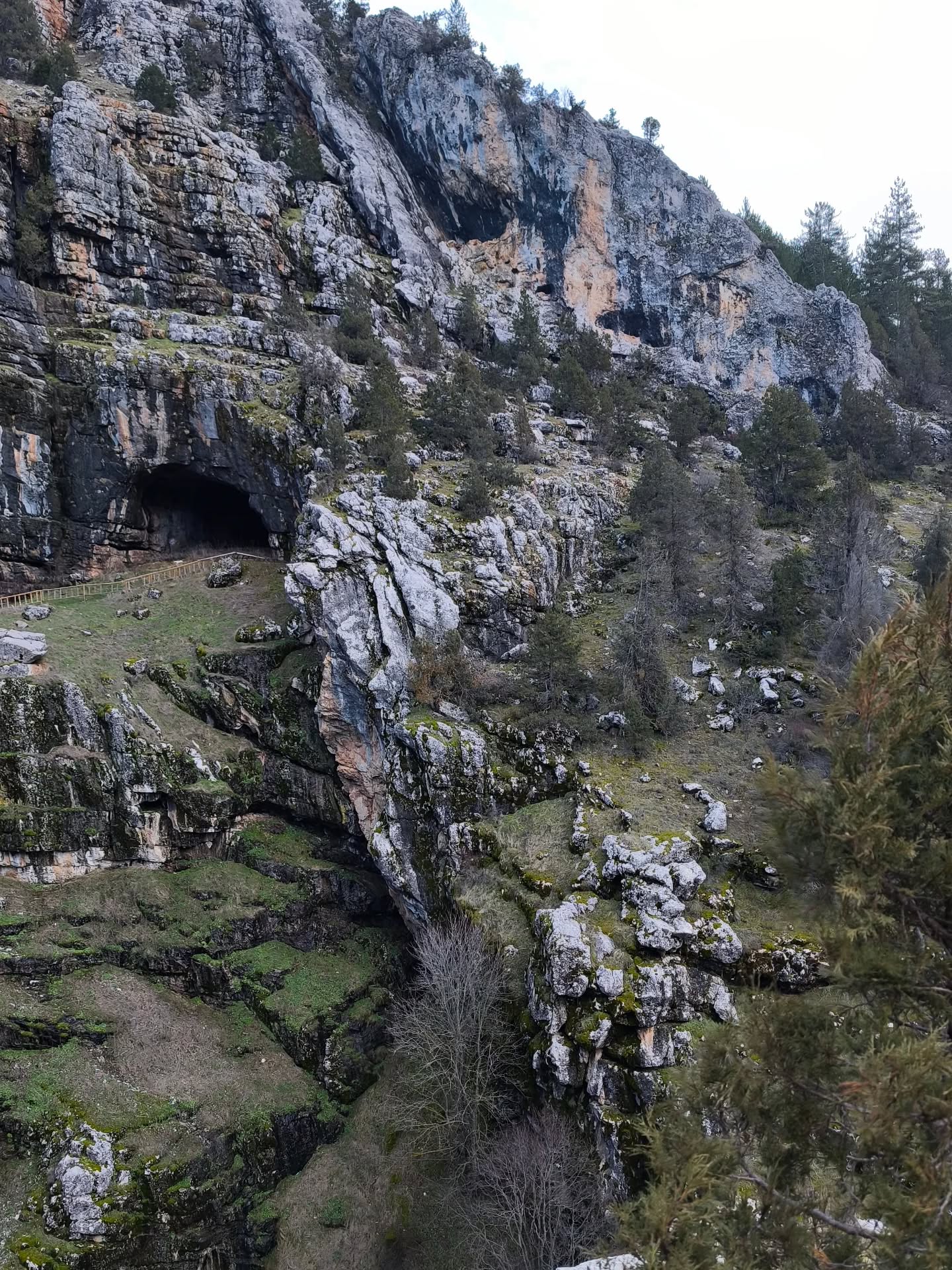Tınaztepe Mağarası Gezi Rehberi