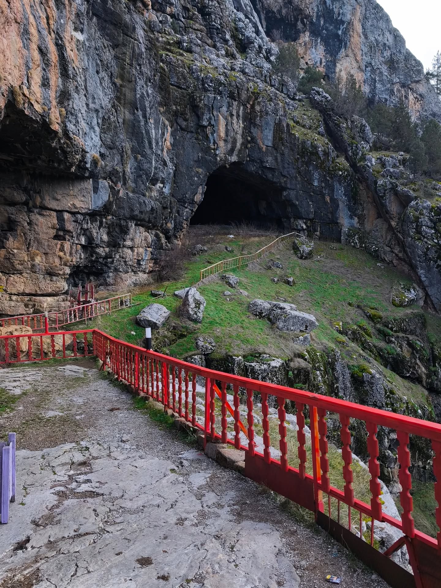 Tınaztepe Mağarası Gezi Rehberi
